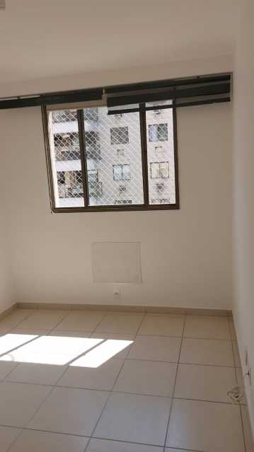 Apartamento à venda com 2 quartos, 62m² - Foto 11