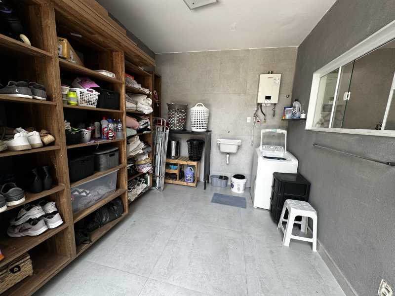 Casa de Condomínio à venda com 4 quartos, 200m² - Foto 13