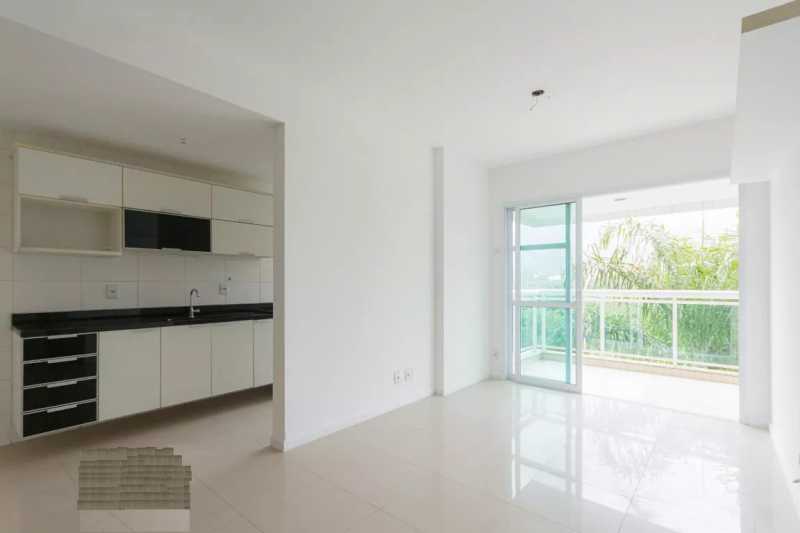 Apartamento à venda com 2 quartos, 71m² - Foto 9