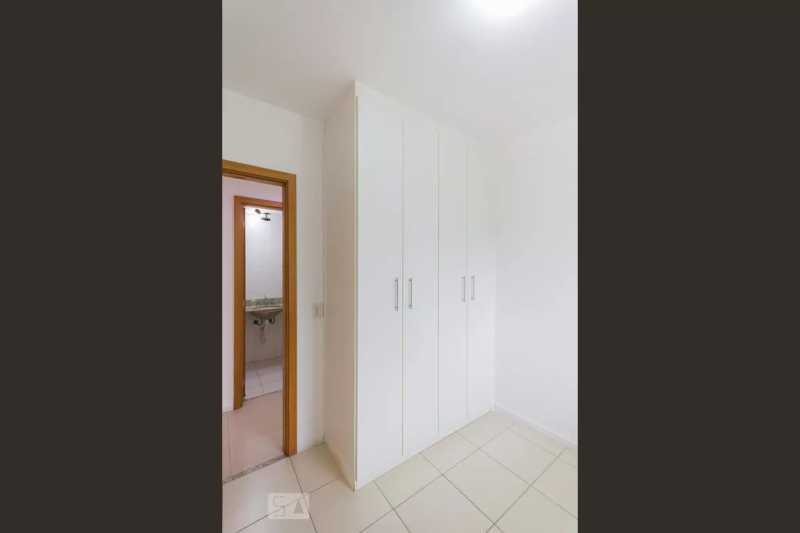 Apartamento à venda com 2 quartos, 71m² - Foto 11