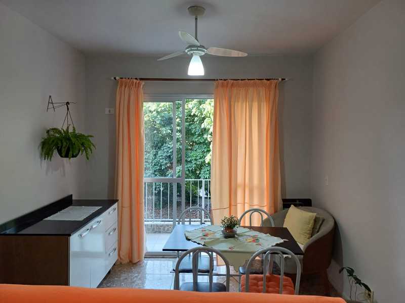 Apartamento à venda com 2 quartos, 58m² - Foto 3