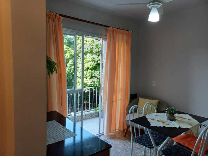 Apartamento à venda com 2 quartos, 58m² - Foto 2