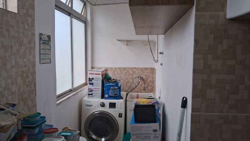 Apartamento à venda com 2 quartos, 60m² - Foto 9