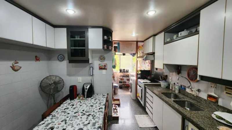 Apartamento à venda com 2 quartos, 68m² - Foto 10