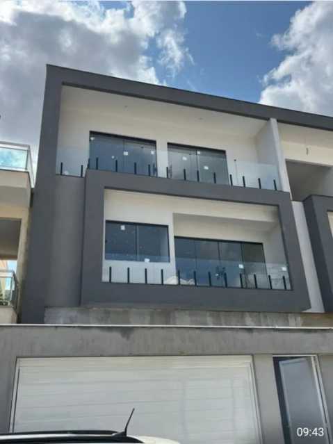 Casa de Condomínio à venda com 3 quartos, 231m² - Foto 1