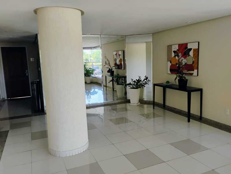 Apartamento à venda com 3 quartos, 86m² - Foto 2