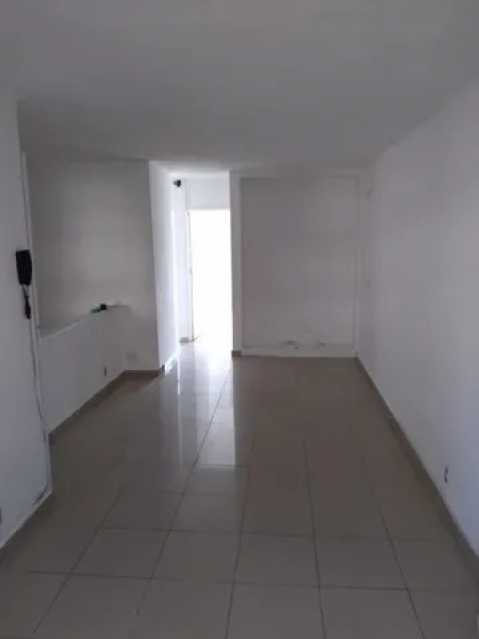 Apartamento à venda com 2 quartos, 57m² - Foto 2