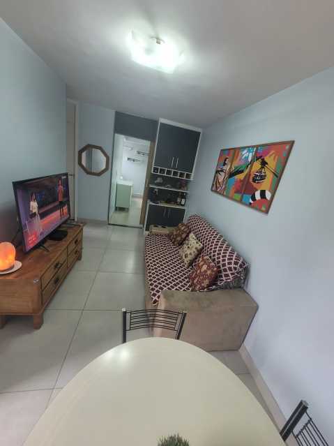 Apartamento à venda com 2 quartos, 50m² - Foto 2