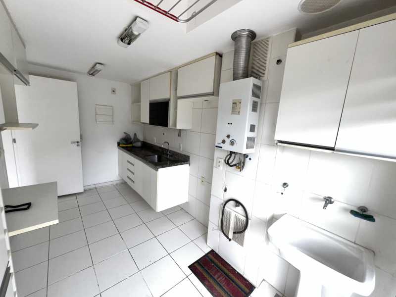 Apartamento à venda com 3 quartos, 86m² - Foto 27