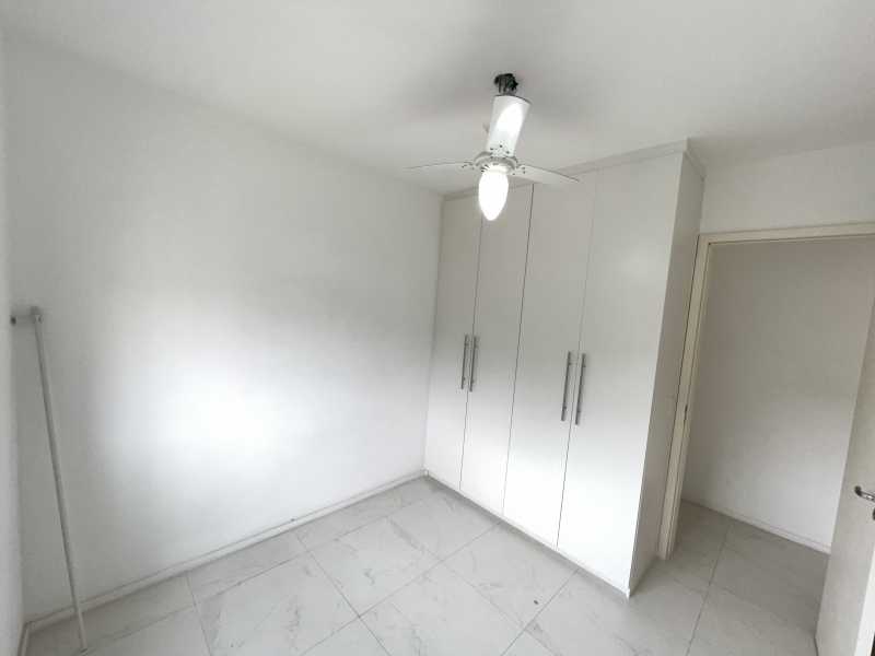 Apartamento à venda com 3 quartos, 86m² - Foto 17