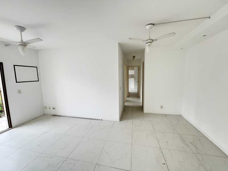 Apartamento à venda com 3 quartos, 86m² - Foto 4