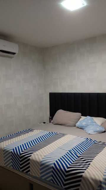 Casa de Condomínio à venda com 4 quartos, 340m² - Foto 11