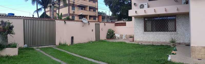 Casa à venda com 4 quartos, 467m² - Foto 2