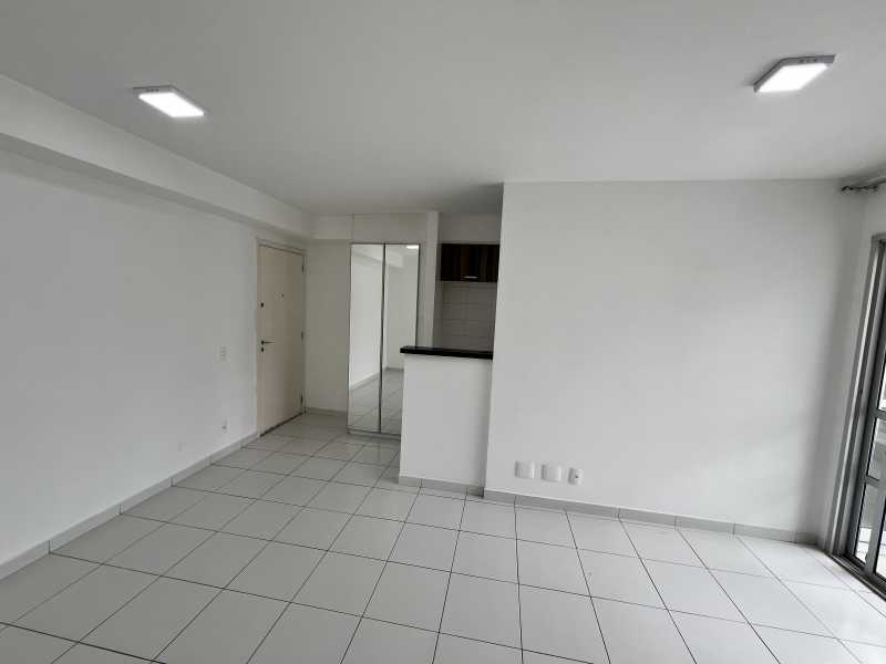 Apartamento à venda com 3 quartos, 69m² - Foto 7