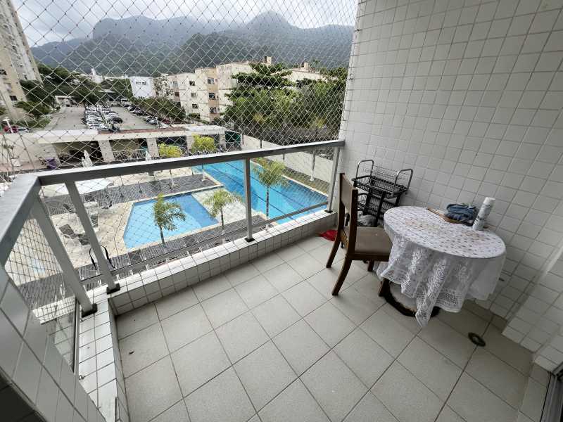 Apartamento à venda com 3 quartos, 69m² - Foto 2