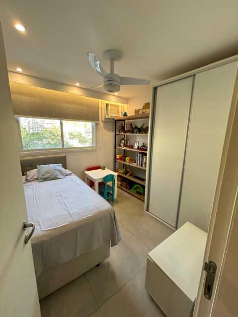 Apartamento à venda com 3 quartos, 97m² - Foto 14