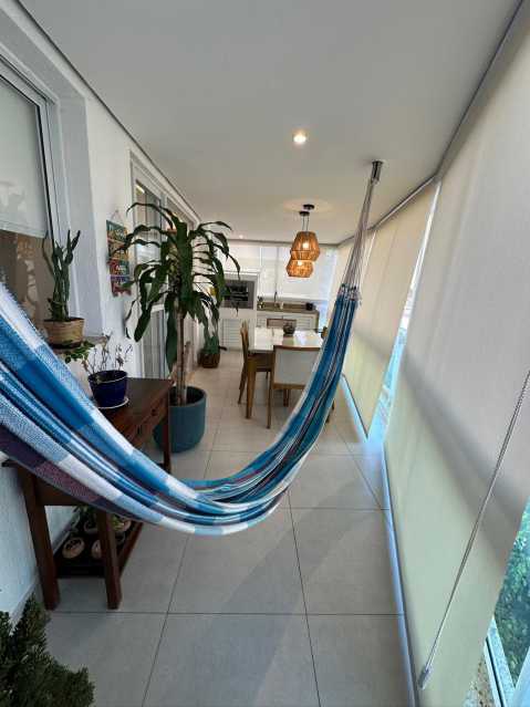 Apartamento à venda com 3 quartos, 97m² - Foto 5