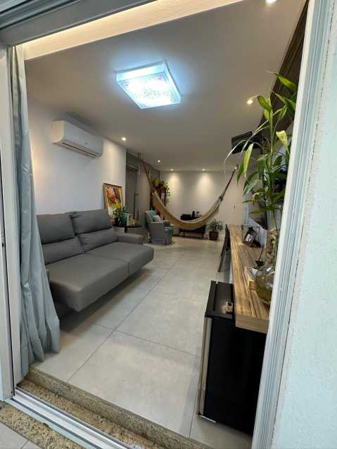 Apartamento à venda com 3 quartos, 97m² - Foto 8