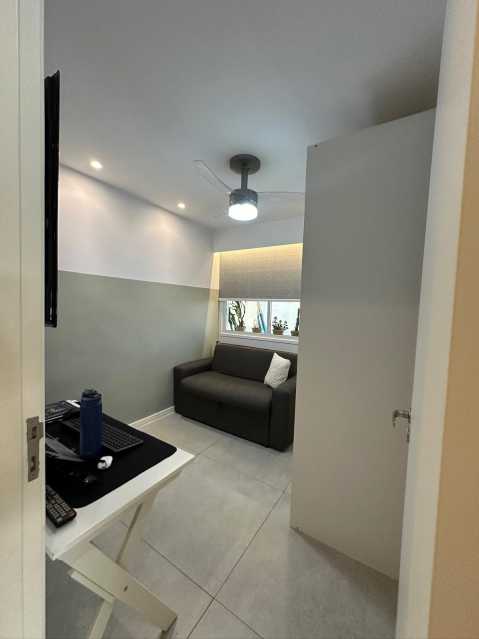 Apartamento à venda com 3 quartos, 97m² - Foto 21