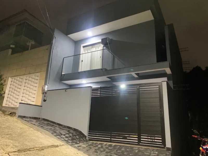 Casa de Condomínio à venda com 3 quartos, 120m² - Foto 1