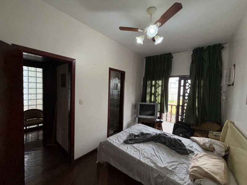 Casa de Condomínio à venda com 4 quartos, 180m² - Foto 10