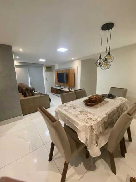 Apartamento à venda com 2 quartos, 90m² - Foto 1