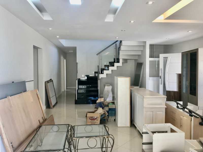 Casa de Condomínio à venda com 5 quartos, 340m² - Foto 8