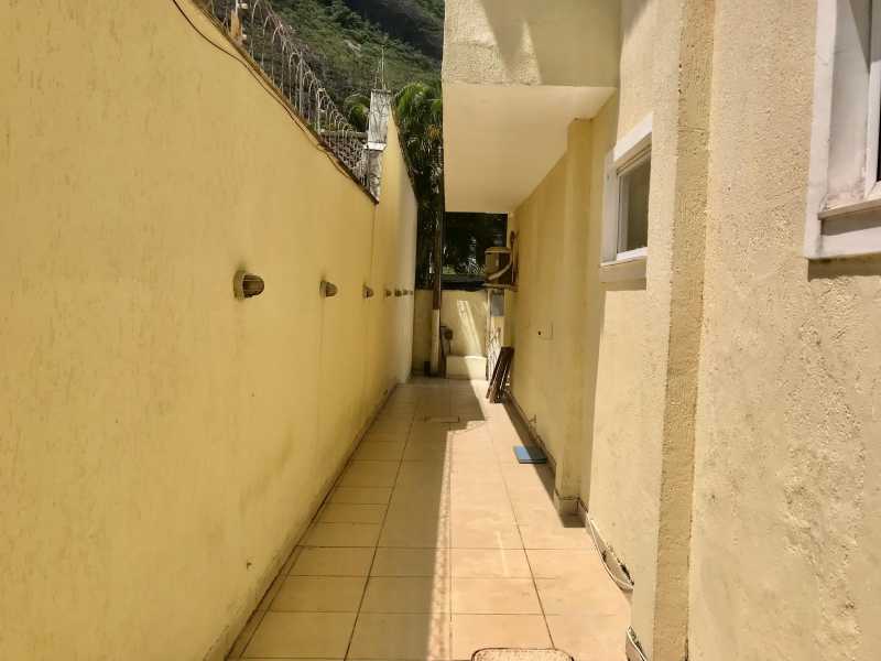 Casa de Condomínio à venda com 5 quartos, 340m² - Foto 7