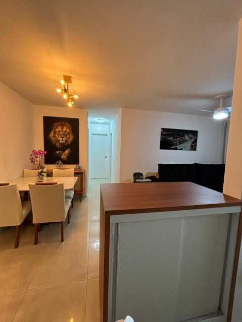 Apartamento à venda com 2 quartos, 73m² - Foto 6