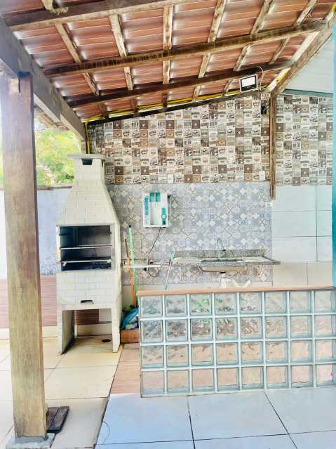 Casa de Condomínio à venda com 4 quartos, 140m² - Foto 2