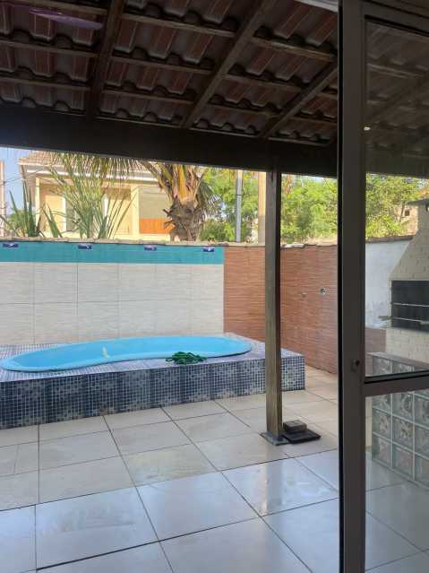 Casa de Condomínio à venda com 4 quartos, 140m² - Foto 3