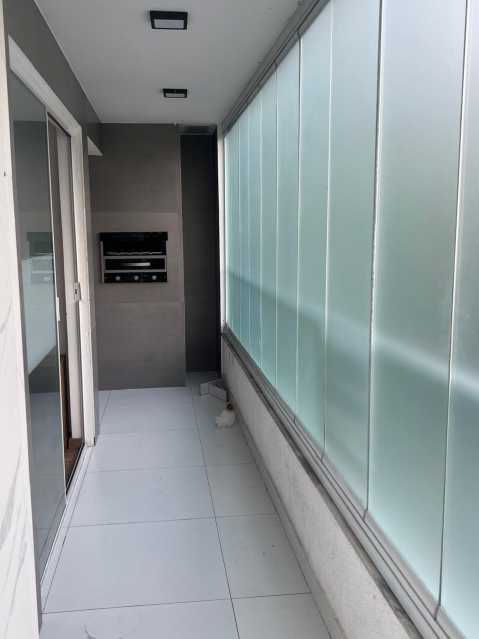 Apartamento para alugar com 2 quartos, 64m² - Foto 4