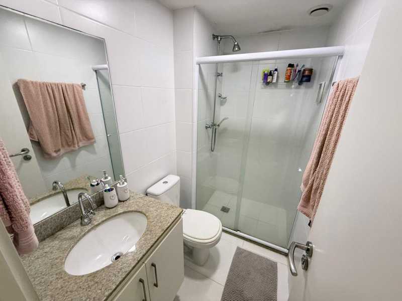 Apartamento à venda com 2 quartos, 67m² - Foto 16