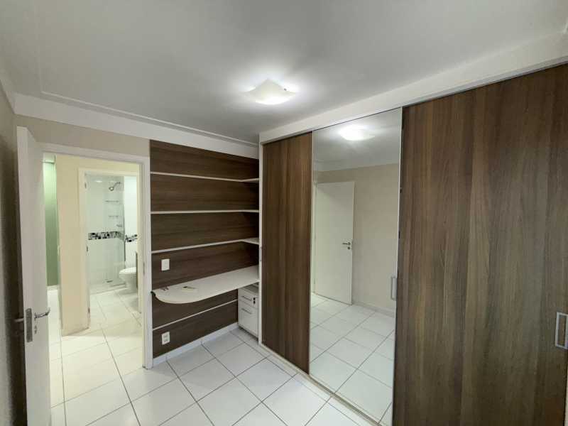 Apartamento à venda com 2 quartos, 60m² - Foto 17