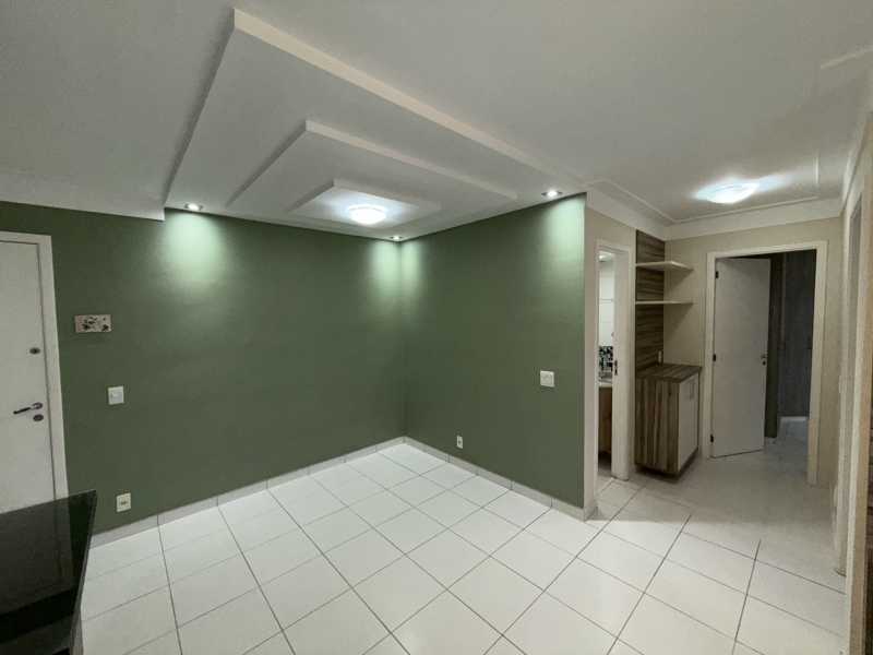 Apartamento à venda com 2 quartos, 60m² - Foto 14