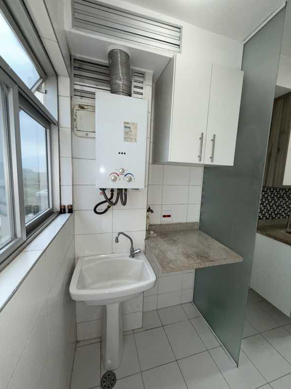 Apartamento à venda com 2 quartos, 60m² - Foto 5