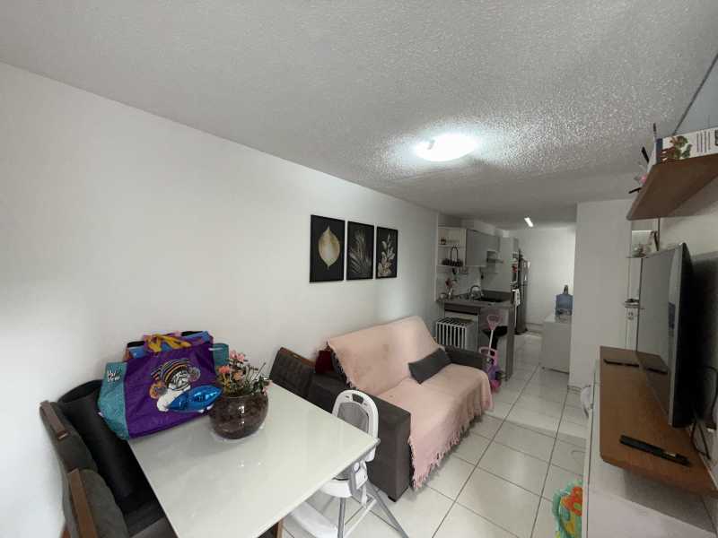 Apartamento à venda com 2 quartos, 50m² - Foto 2