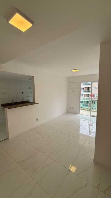 Apartamento à venda com 3 quartos, 78m² - Foto 1