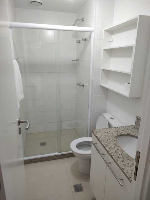 Apartamento à venda com 2 quartos, 64m² - Foto 10