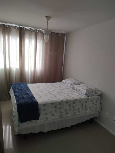 Apartamento à venda com 2 quartos, 64m² - Foto 9