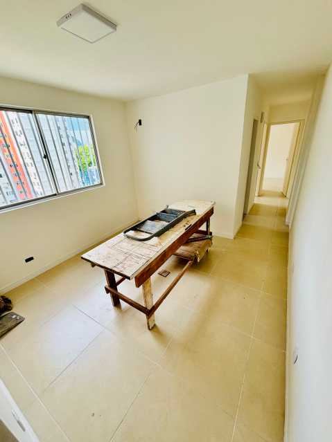 Apartamento à venda com 2 quartos, 50m² - Foto 2