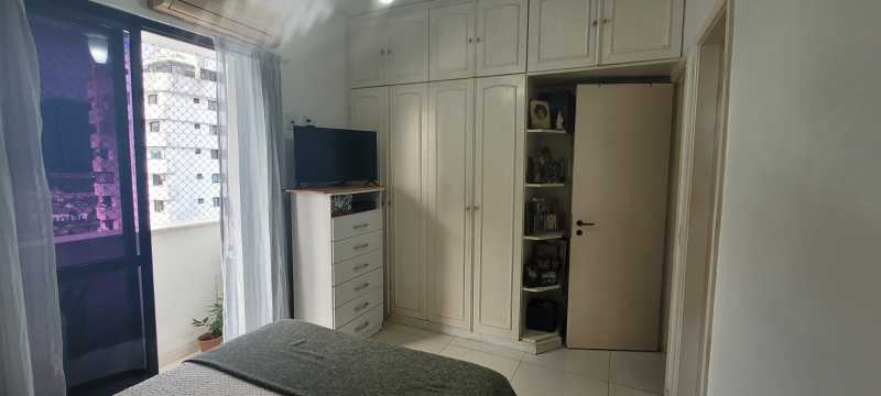 Apartamento à venda com 3 quartos, 81m² - Foto 10