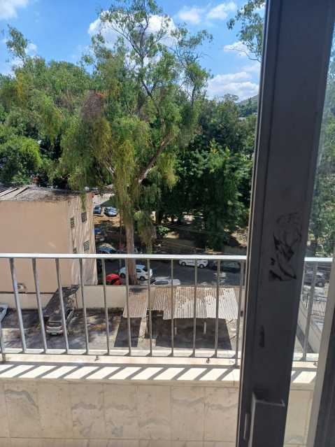 Apartamento à venda com 2 quartos, 76m² - Foto 6