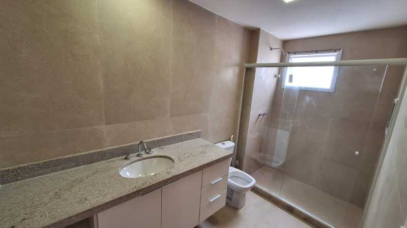 Cobertura para alugar com 3 quartos, 200m² - Foto 15