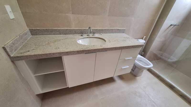 Cobertura para alugar com 3 quartos, 200m² - Foto 17