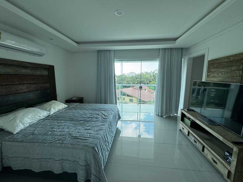 Casa de Condomínio à venda com 7 quartos, 2100m² - Foto 22