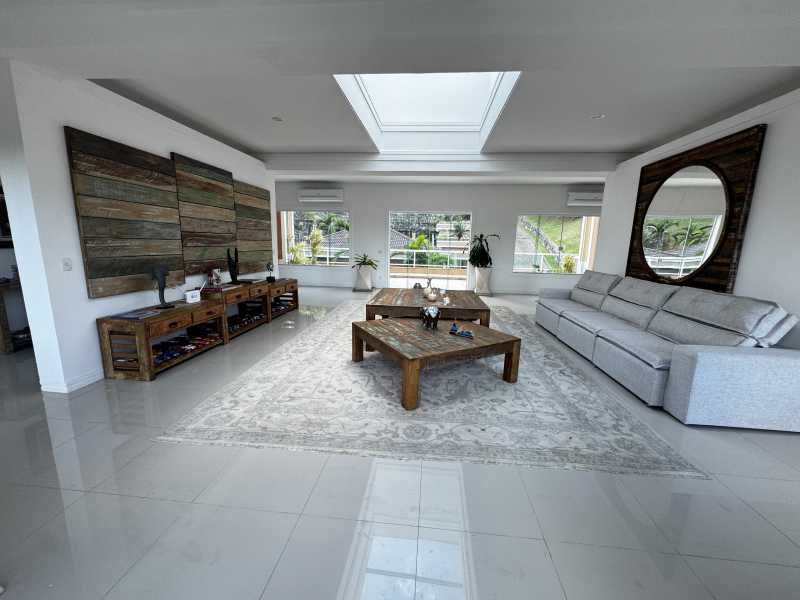 Casa de Condomínio à venda com 7 quartos, 2100m² - Foto 17