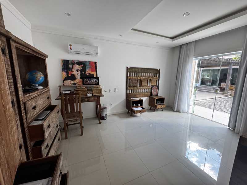 Casa de Condomínio à venda com 7 quartos, 2100m² - Foto 28