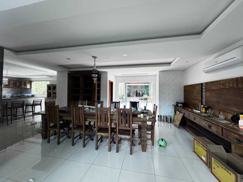 Casa de Condomínio à venda com 7 quartos, 2100m² - Foto 29