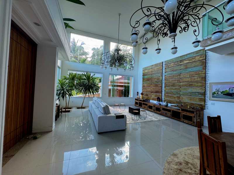 Casa de Condomínio à venda com 7 quartos, 2100m² - Foto 15